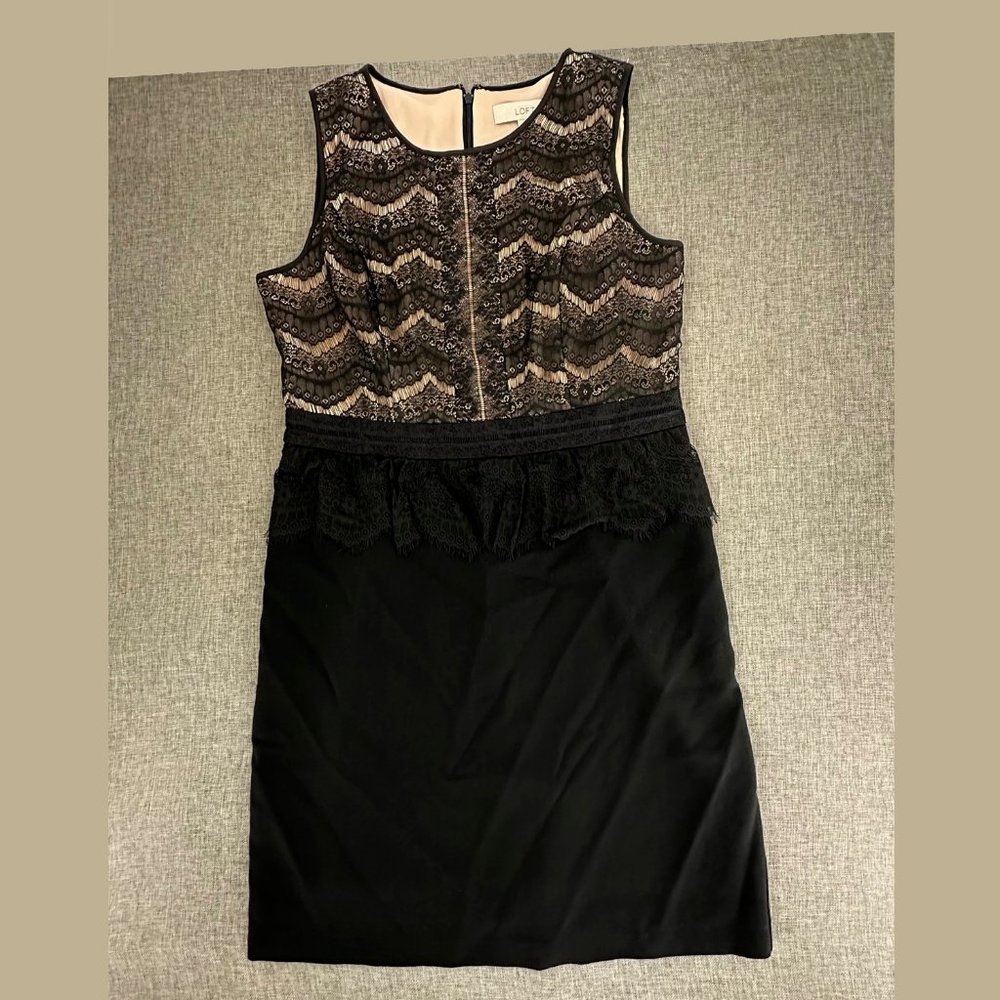 Ann Taylor LOFT Evening Dress Sleeveless Round‎ Neck Lace Detail Size 10 Black